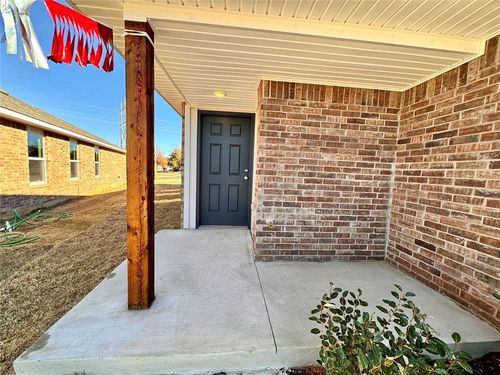 918 Hudson Road, Chickasha, OK, 73018 | Card Image