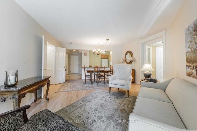 222 - 28 William Carson Cres, Condo with 2 bedrooms, 2 bathrooms and 1 parking in North York ON | Image 6