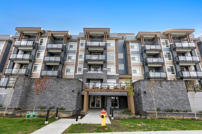 502 - 45562 Airport Road, Condo with 1 bedrooms, 1 bathrooms and 1 parking in Chilliwack BC | Image 1