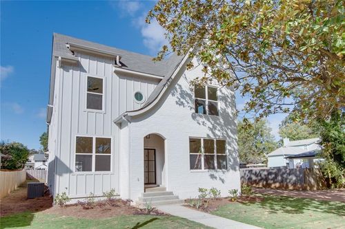 3395 Lee St, East Point, GA, 30344-5207 | Card Image