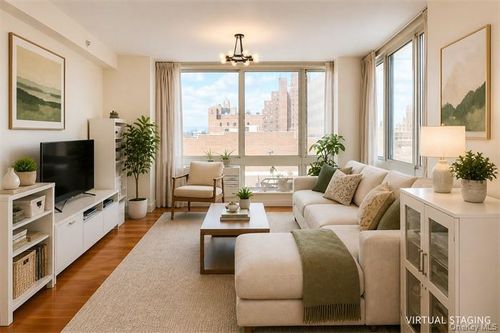 6e-107-24 71st Rd, Forest Hills, NY, 11375-4793 | Card Image