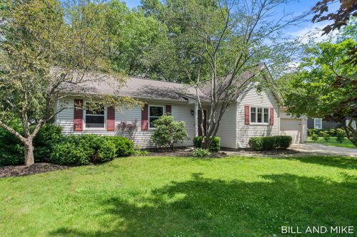 3517 64th St, Saugatuck, MI, 49453-9706 | Card Image