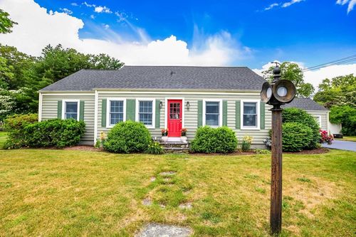 15 George, Dartmouth, MA, 02748 | Card Image