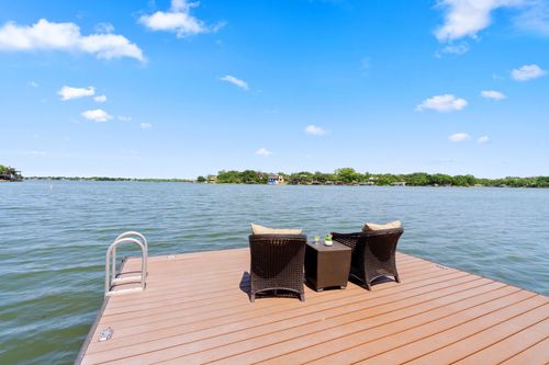 507 Sandy Mountain Dr, Sunrise Beach, TX, 78643-9264 | Card Image