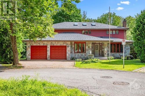 95 Macnabb Pl, Rockcliffe, ON, K1L8J5 | Card Image