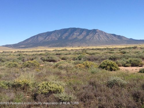218 Calico Rd, Carrizozo, NM, 88301-8050 | Card Image