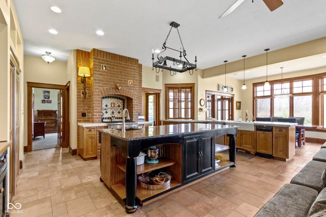 12010 Landover Ln, House other with 7 bedrooms, 7 bathrooms and null parking in Fishers IN | Image 4