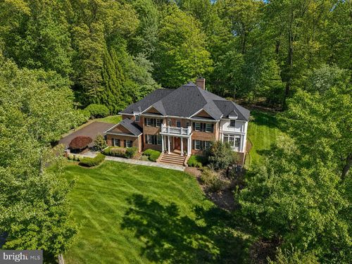2605 Chestnut Woods Ct, Reisterstown, MD, 21136-5513 | Card Image