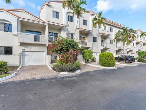m12-21399 Marina Cove Cir, Aventura, FL, 33180-4029 | Card Image