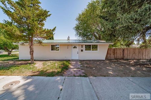 750 Ne Bonneville Dr, Idaho Falls, ID, 83401-3003 | Card Image