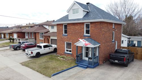 647 Douglas Street, North Bay, ON, P1B5N9 | Card Image