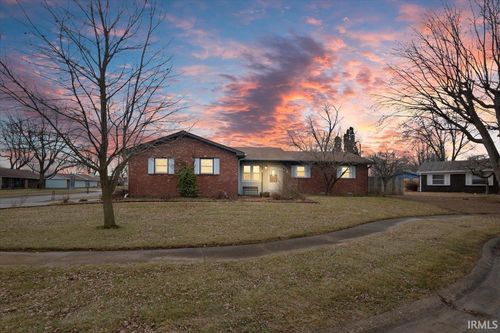 1801 Pontiac Dr, Kokomo, IN, 46902-2516 | Card Image