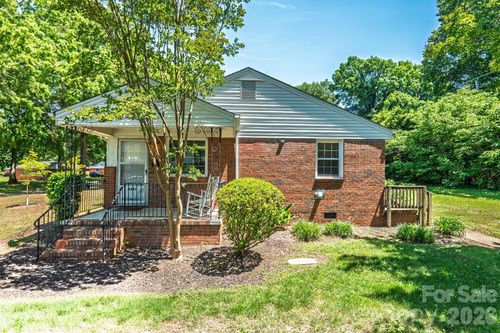 3241 Minnesota Rd, Charlotte, NC, 28208-3838 | Card Image