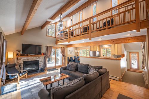 28 Summit Meadows Circle, Dover, VT, 05356 | Card Image