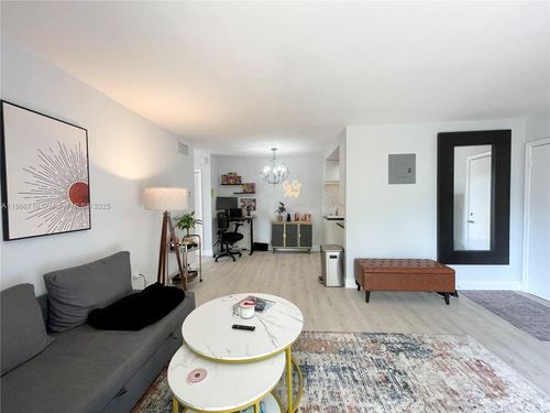 apt-401-1620 West Ave, Miami Beach, FL, 33139-2343 | Card Image