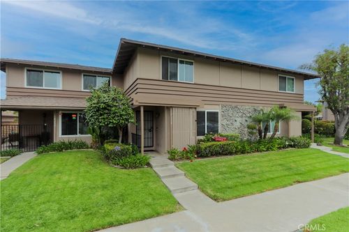 18328 Brookhurst St, Fountain Valley, CA, 92708-6740 | Card Image