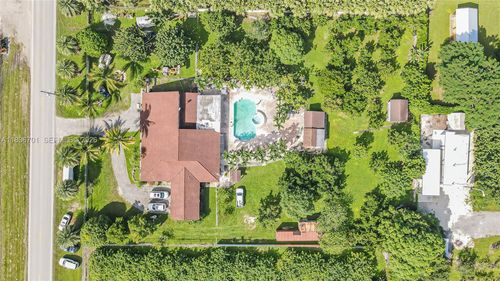 19491 Sw 216th St, Miami, FL, 33170-1228 | Card Image