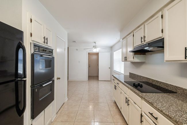 19406 Enchantington Cir, House other with 3 bedrooms, 2 bathrooms and 2 parking in Spring TX | Image 13