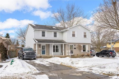 6479 Malibu Dr, Niagara Falls, ON, L2H2W4 | Card Image