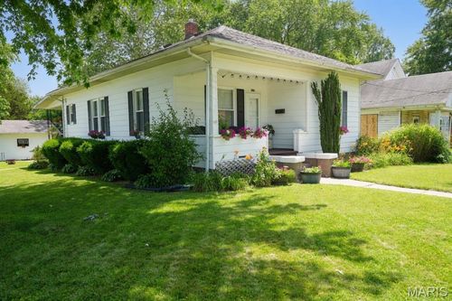 610 N 4th St, Benld, IL, 62009-1102 | Card Image