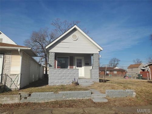 805 Iowa St, Madison, IL, 62060-1308 | Card Image