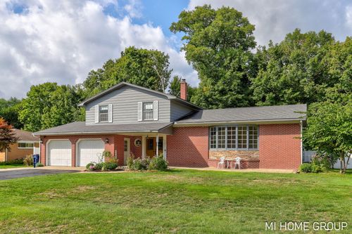 730 Larkwood Dr, Holland, MI, 49423-6850 | Card Image