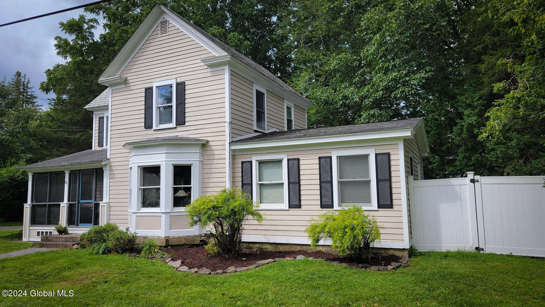 Simpson St, Greenwich, NY 12834