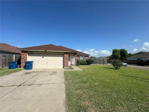 1026 Sacramento, Portland, TX, 78374-4165 | Card Image