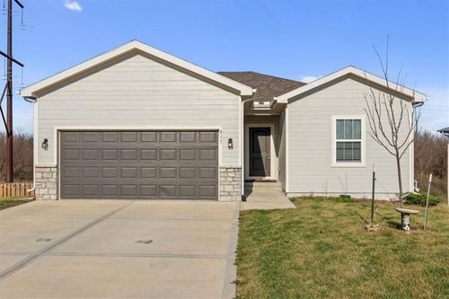 817 Shane Ct, Belton, MO, 64012 | Card Image