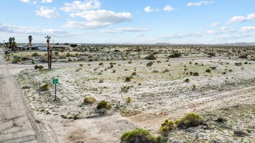 1552 Nile Dr, Thermal, CA, 92274 | Card Image