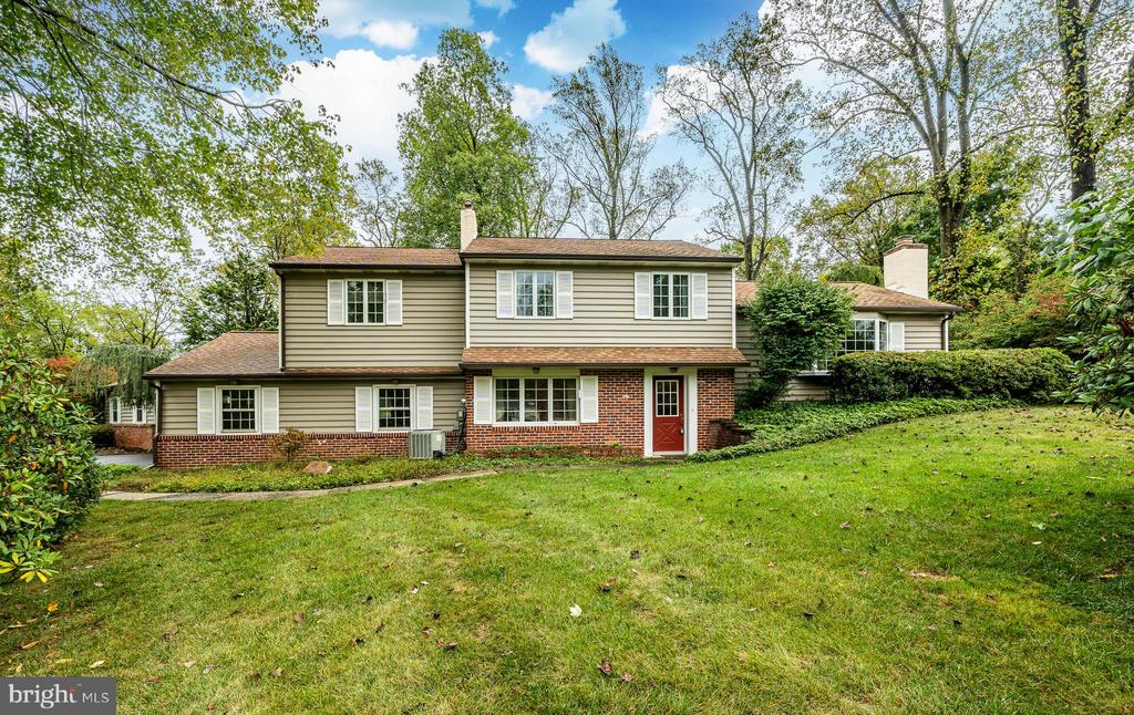 Horseshoe Ln, Downingtown, PA 19335