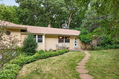 5690 Echo Rd, Excelsior, MN, 55331-2933 | Card Image