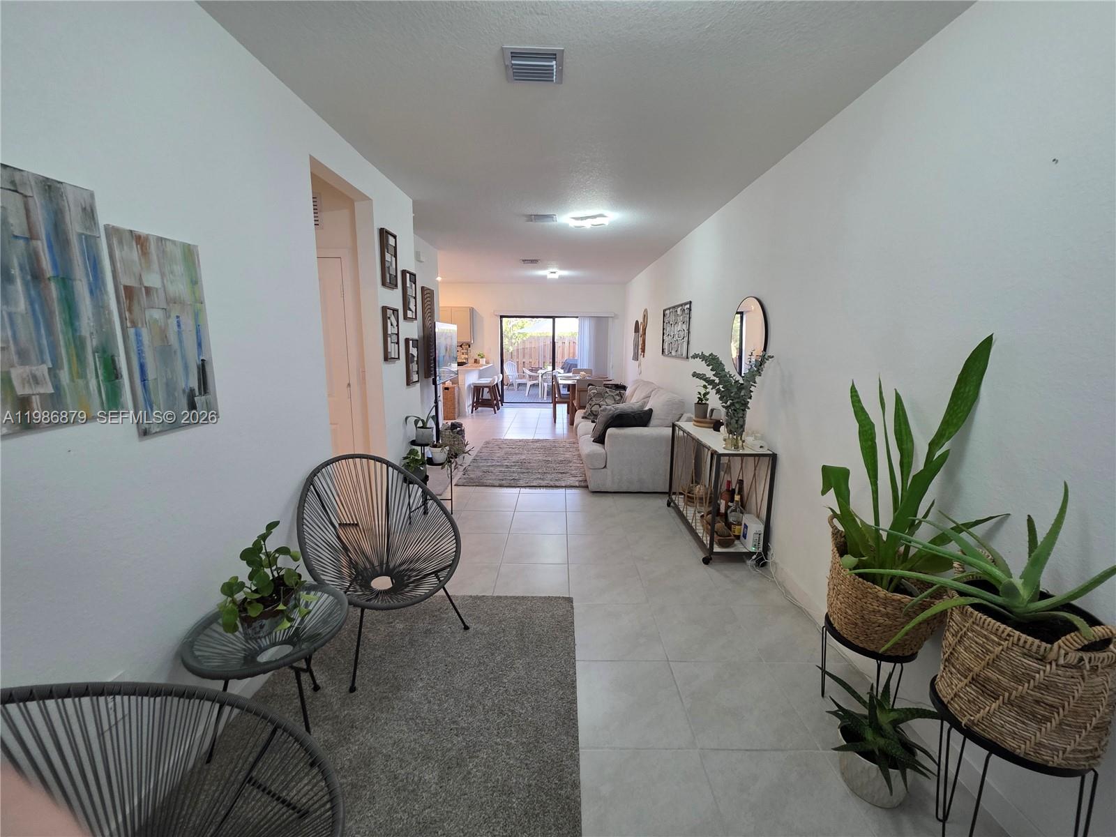 Residential Lease in Florida City 4