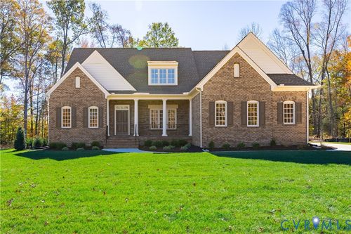 8313 Mount Eagle Rd, Ashland, VA, 23005-7826 | Card Image