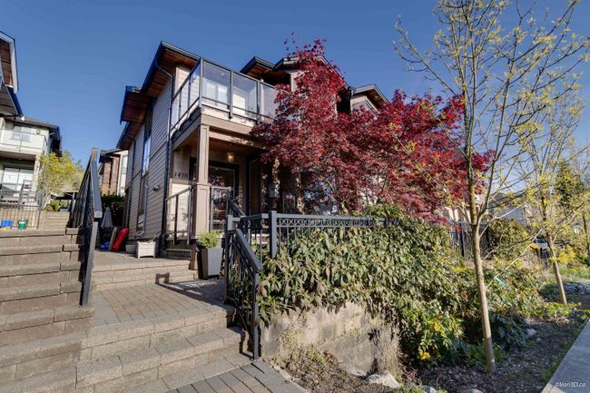 1418 Bewicke Avenue, Home with 5 bedrooms, 3 bathrooms and 1 parking in North Vancouver BC | Image 1