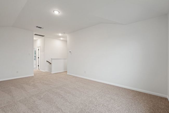 639 Backstays Loop, House other with 3 bedrooms, 3 bathrooms and 4 parking in Kyle TX | Image 12