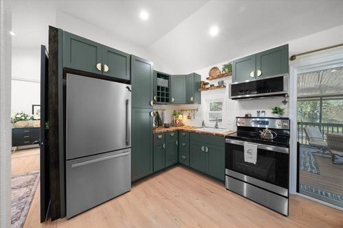 1075 White Oak Dr Ne, Steinhatchee, FL, 32359-2778 | Card Image