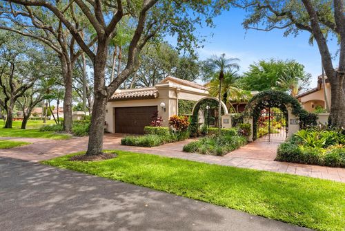 572 Deer Creek Via Genova, Deerfield Beach, FL, 33442-8626 | Card Image