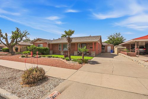 8113 Dempsey Ave, El Paso, TX, 79925-3814 | Card Image