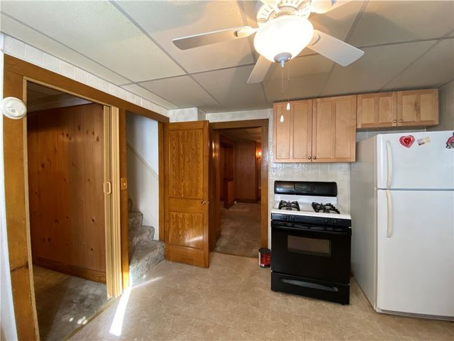 25 W Main St, House other with 2 bedrooms, 1 bathrooms and null parking in Ludlow PA | Image 13
