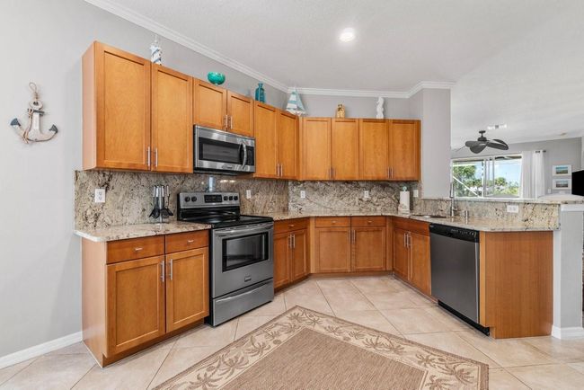 9966 Sw Chadwick Dr, House other with 3 bedrooms, 2 bathrooms and null parking in Port St Lucie FL | Image 13