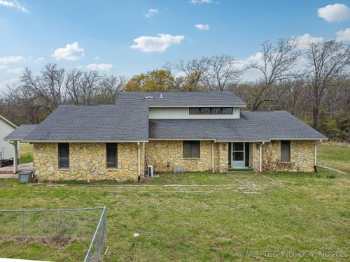 25777 S 220 Rd, Henryetta, OK, 74437 | Card Image