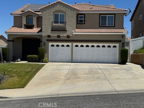 15850 Twin Lakes Dr, Moreno Valley, CA, 92555-9107 | Card Image