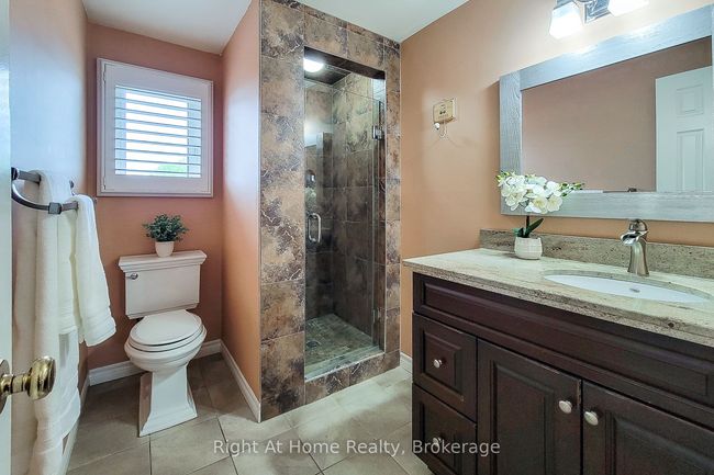 133 Lavender Dr, House other with 5 bedrooms, 3 bathrooms and 2 parking in Ancaster ON | Image 35