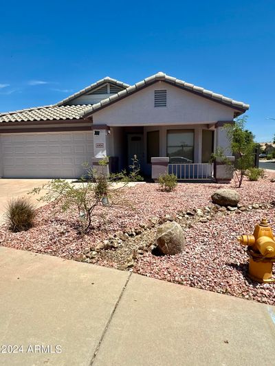 15936 W Latham Street, House other with 3 bedrooms, 2 bathrooms and null parking in Goodyear AZ | Image 1