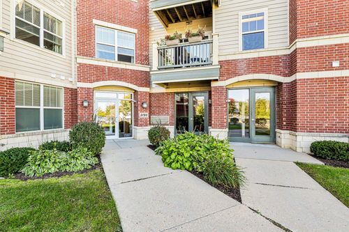 105-5198 Sassafras Dr, Fitchburg, WI, 53711-7713 | Card Image