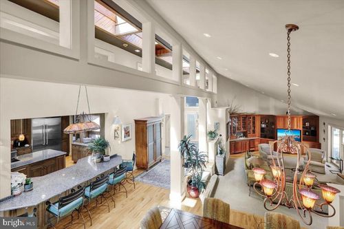 8 Hessian Blvd, Shillington, PA, 19607-9713 | Card Image