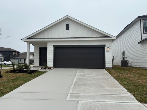 5967 Triuimph Oaks Trl, Porter, TX, 77365-8313 | Card Image
