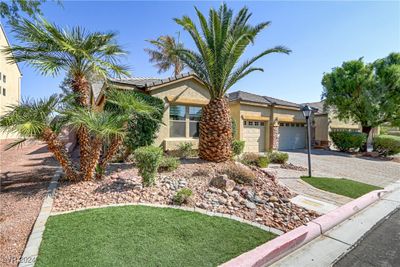 8136 Pecan Valley Avenue, House other with 4 bedrooms, 3 bathrooms and null parking in Las Vegas NV | Image 2