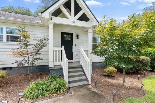 119 Prosperity Ave, Greenville, SC, 29605-2142 | Card Image